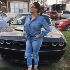 Meet your Posher, Debbie